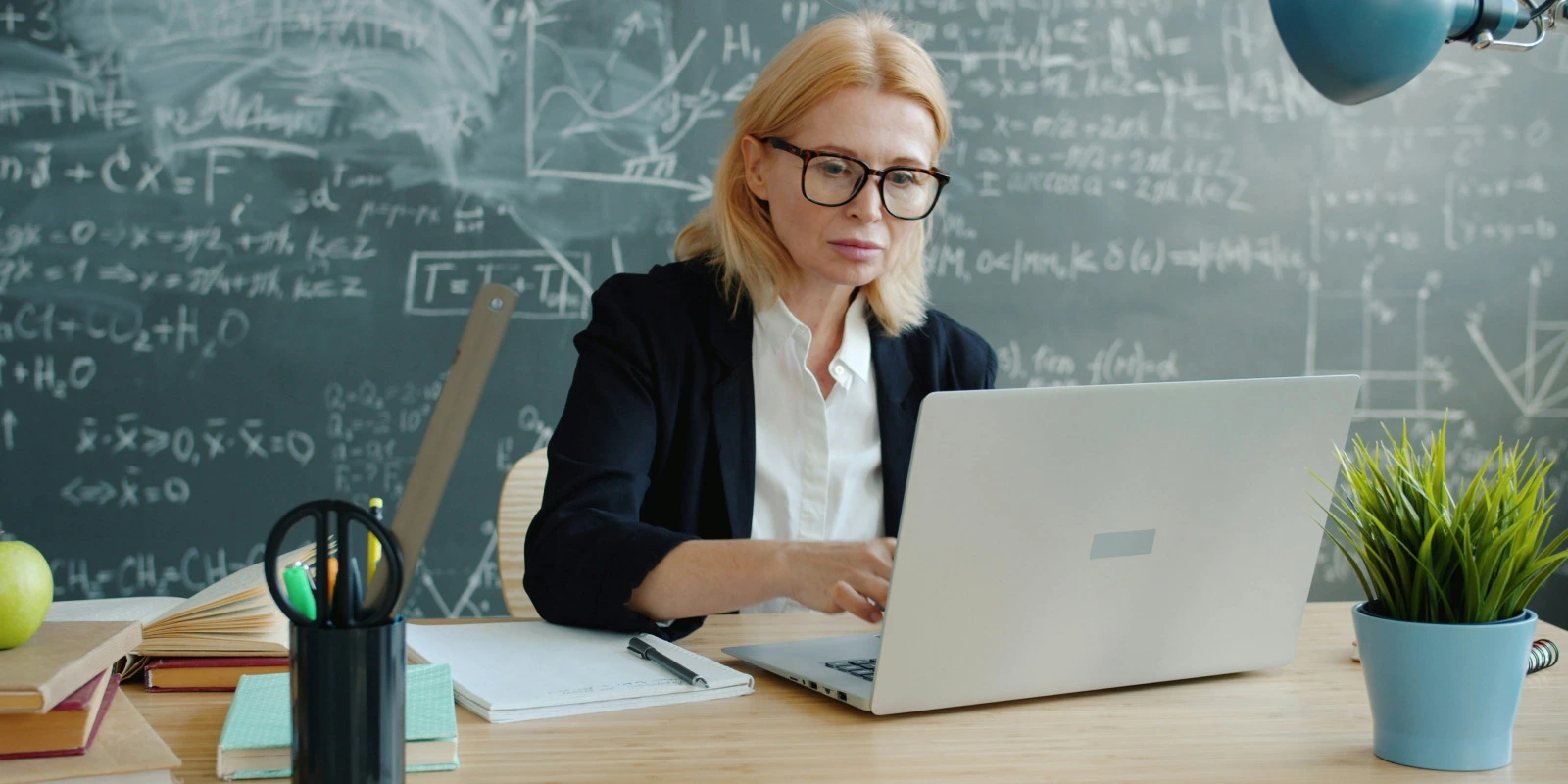 Licence Professionnelle Droit : Spécialisation et Carrière